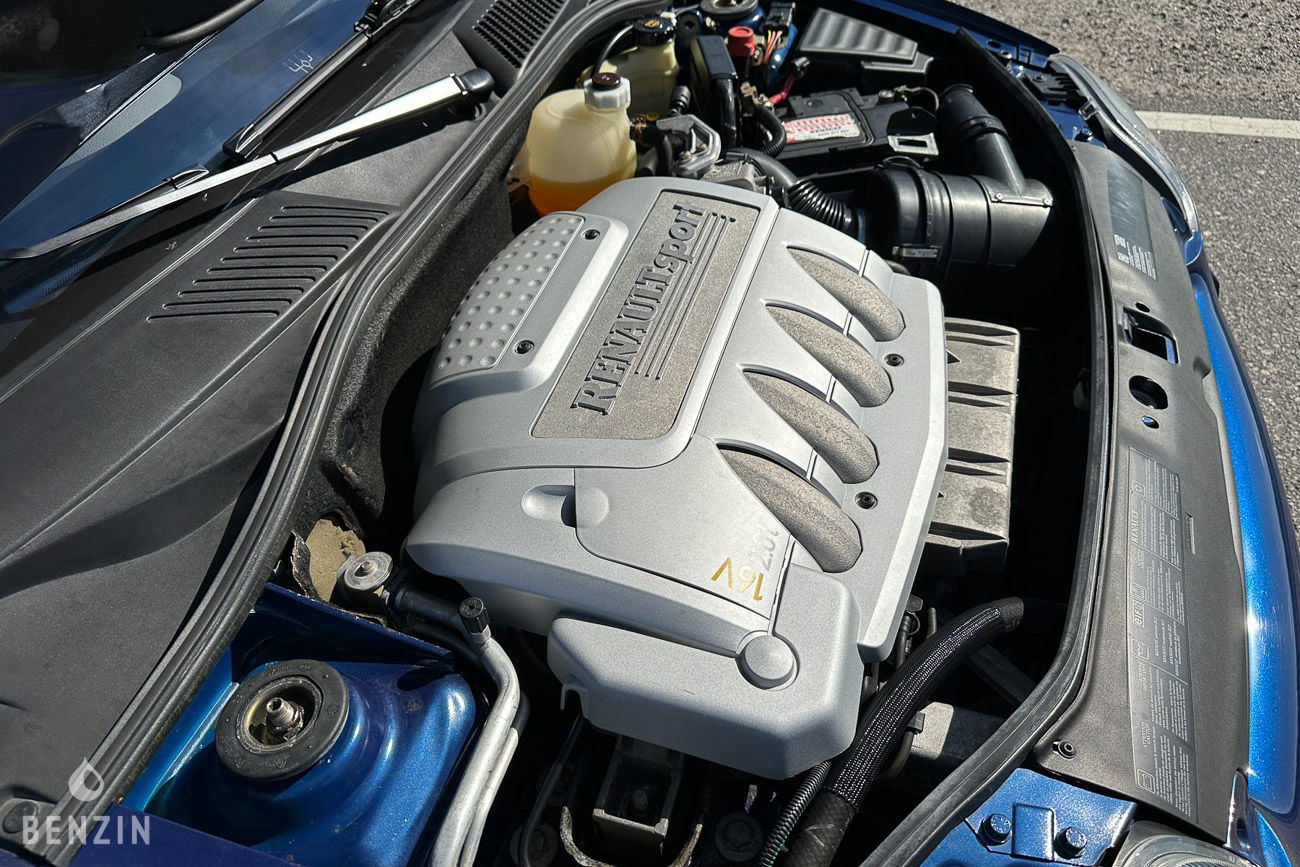 Renault Clio 2 RS 6k km - 2000 - Benzin.fr occasion à vendre se vende for sale te koop zu verkaufen Renault Clio 2 RS 6k km - 2000 - Benzin.fr occasion à vendre se vende for sale te koop zu verkaufen