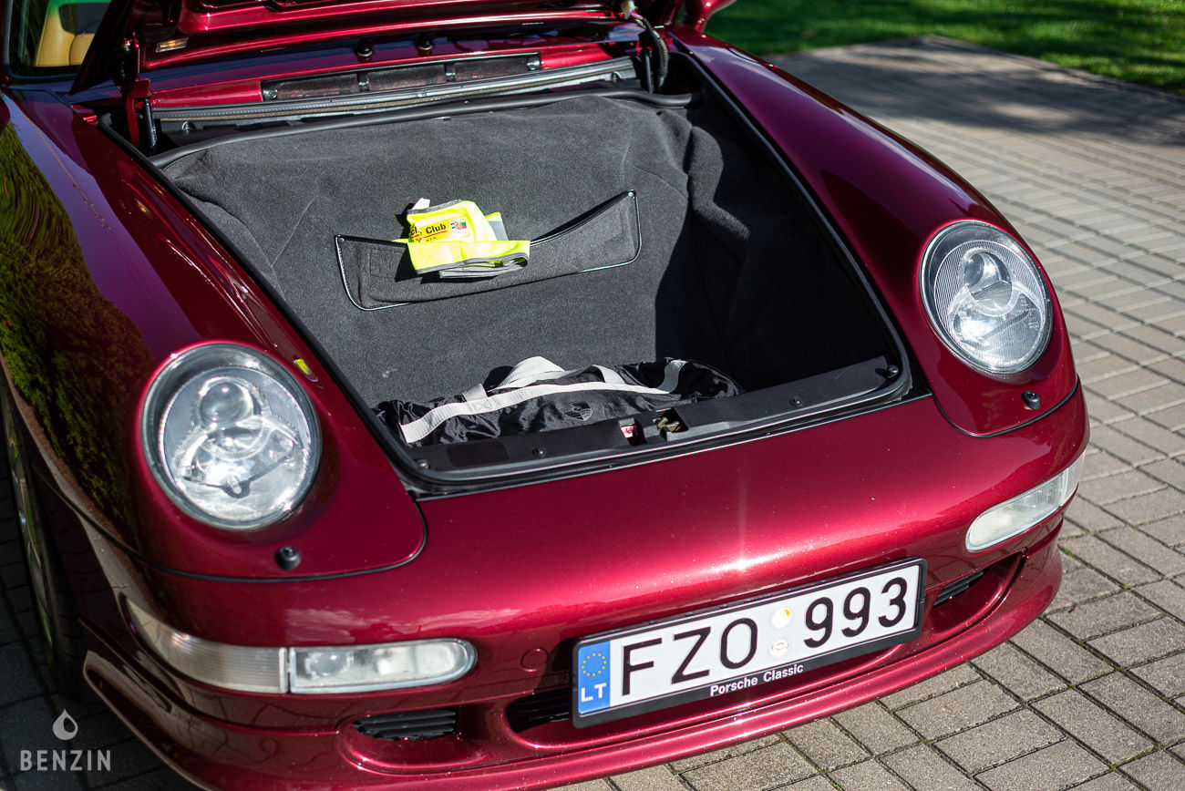 Porsche 911 type 993 Carrera S 29k miles - 1998 - Benzin.fr occasion à vendre se vende for sale te koop zu verkaufen Porsche 911 type 993 Carrera S 29k miles - 1998 - Benzin.fr occasion à vendre se vende for sale te koop zu verkaufen
