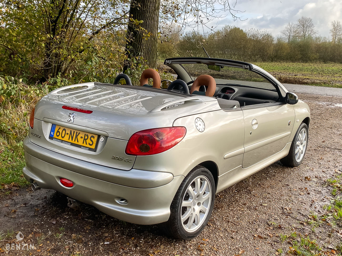 Peugeot 206 CC 1.6 16v Roland Garros - 2003 - Benzin.fr occasion à vendre se vende for sale te koop zu verkaufen Peugeot 206 CC 1.6 16v Roland Garros - 2003 - Benzin.fr occasion à vendre se vende for sale te koop zu verkaufen