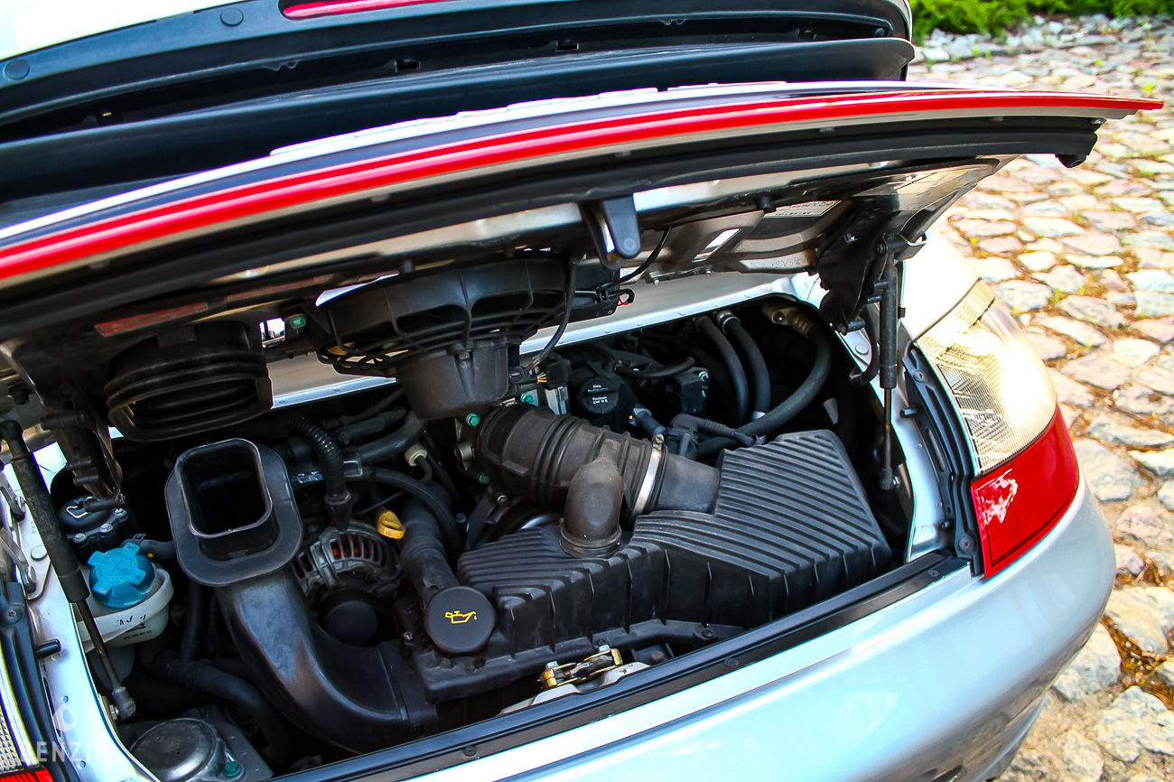 Porsche 911 type 996 Carrera 4S 86k km - 2002 - Benzin.fr occasion à vendre se vende for sale te koop zu verkaufen Porsche 911 type 996 Carrera 4S 86k km - 2002 - Benzin.fr occasion à vendre se vende for sale te koop zu verkaufen