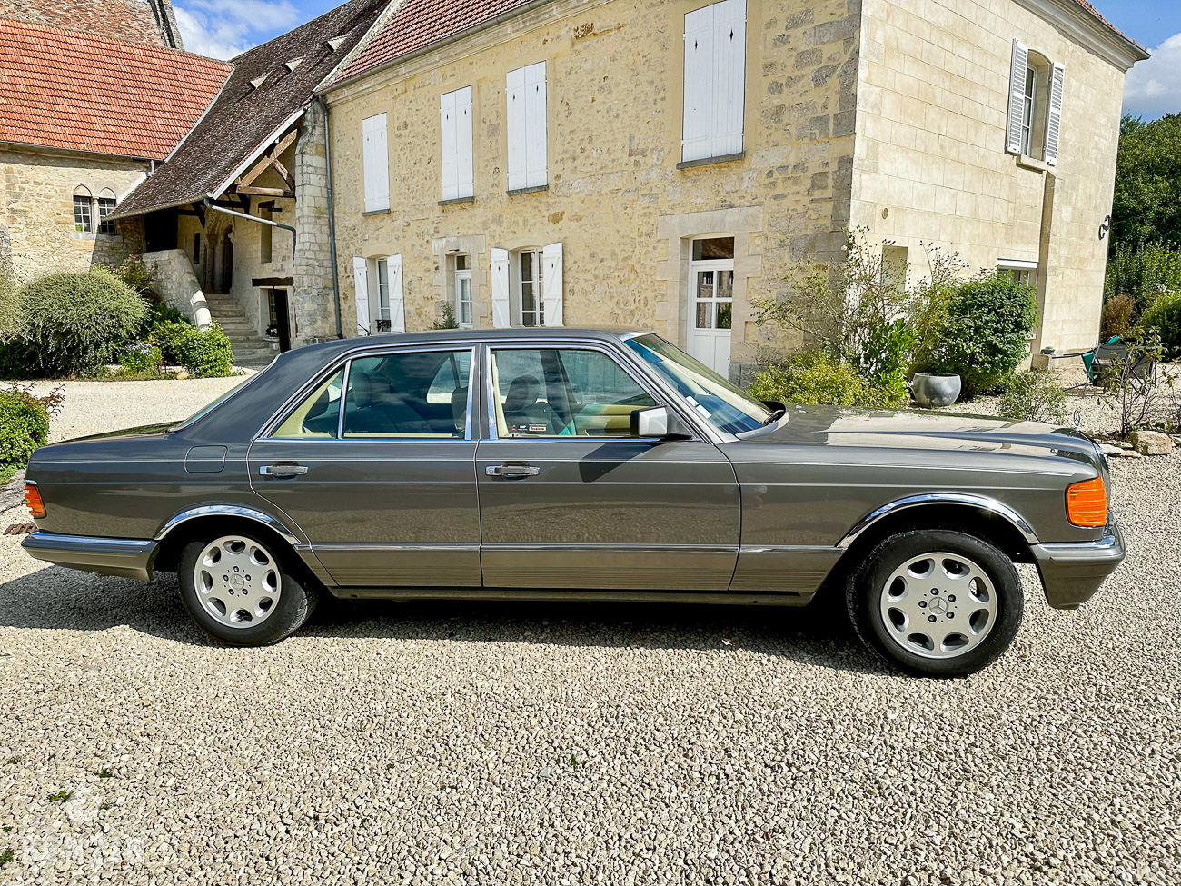Mercedes-Benz 280 SE W126 - 1983 - Benzin.fr occasion à vendre se vende for sale te koop zu verkaufen Mercedes-Benz 280 SE W126 - 1983 - Benzin.fr occasion à vendre se vende for sale te koop zu verkaufen