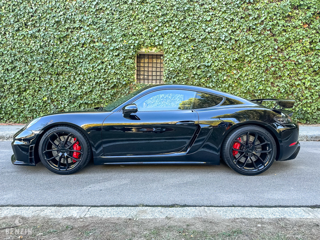 Porsche 718 Cayman GT4 à vendre/ Porsche 718 Cayman GT4 to sell/ Porsche 718 Cayman GT4 verkaufen/ Porsche 718 Cayman GT4 en venta Porsche 718 Cayman GT4 à vendre/ Porsche 718 Cayman GT4 to sell/ Porsche 718 Cayman GT4 verkaufen/ Porsche 718 Cayman GT4 en venta