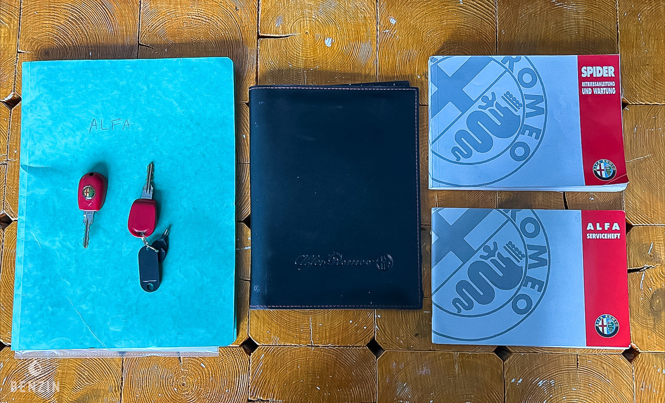 Alfa GTV Spider 3.0 V6 - 1996 - Benzin.fr occasion à vendre se vende for sale te koop zu verkaufen Alfa GTV Spider 3.0 V6 - 1996 - Benzin.fr occasion à vendre se vende for sale te koop zu verkaufen