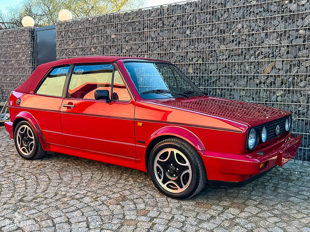 Volkswagen Golf Cabriolet Quartett - 1989 - Benzin.fr occasion à vendre se vende for sale te koop zu verkaufen Volkswagen Golf Cabriolet Quartett - 1989 - Benzin.fr occasion à vendre se vende for sale te koop zu verkaufen