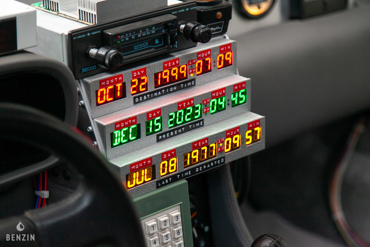 Delorean DMC12 “Time Machine” - 1982 - Benzin.fr- Benzin.fr occasion à vendre se vende for sale te koop zu verkaufen Delorean DMC12 “Time Machine” - 1982 - Benzin.fr- Benzin.fr occasion à vendre se vende for sale te koop zu verkaufen