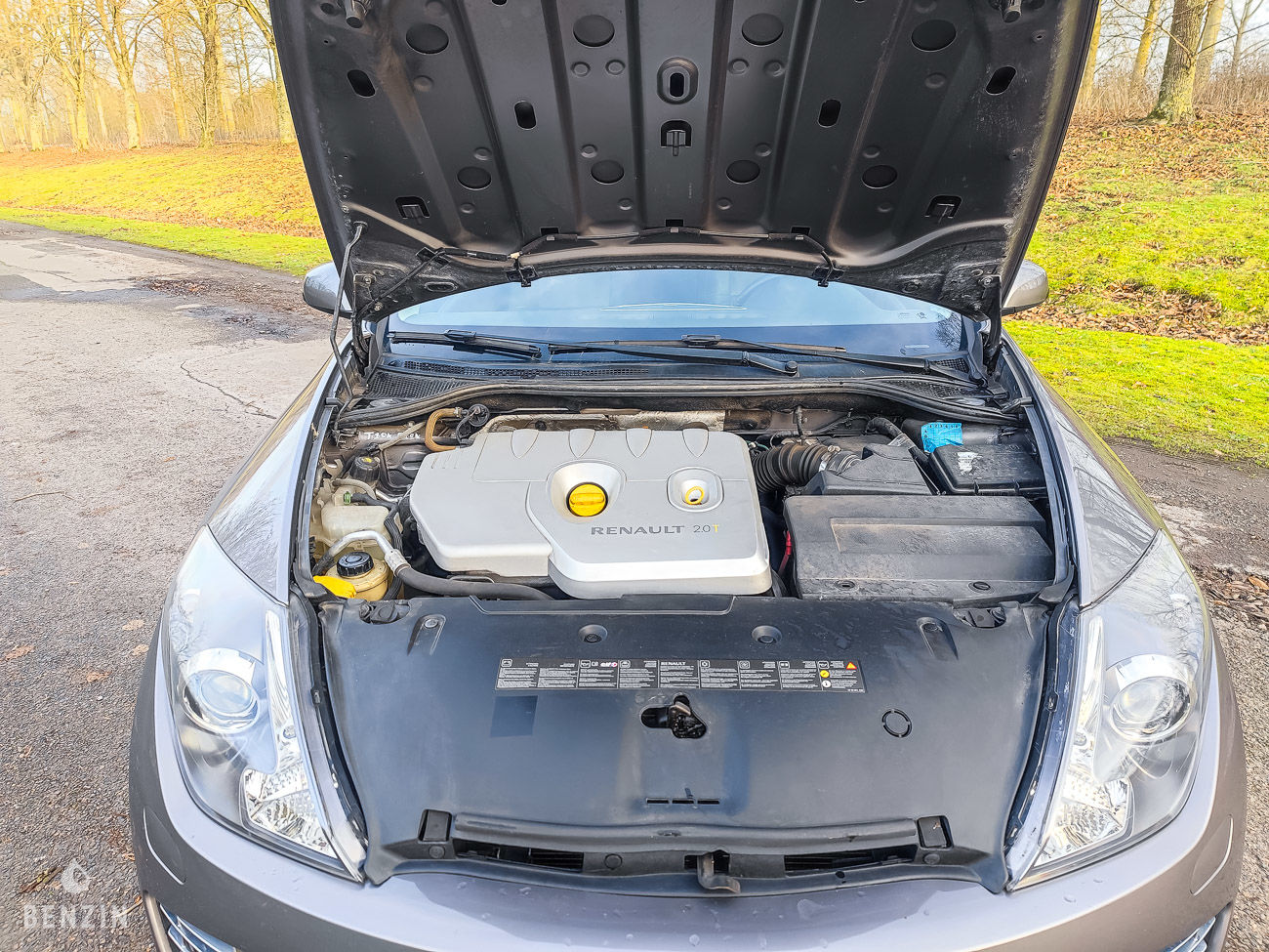 Renault Laguna Coupé GT 2.0t - 2008- Benzin.fr occasion à vendre se vende for sale te koop zu verkaufen Renault Laguna Coupé GT 2.0t - 2008- Benzin.fr occasion à vendre se vende for sale te koop zu verkaufen