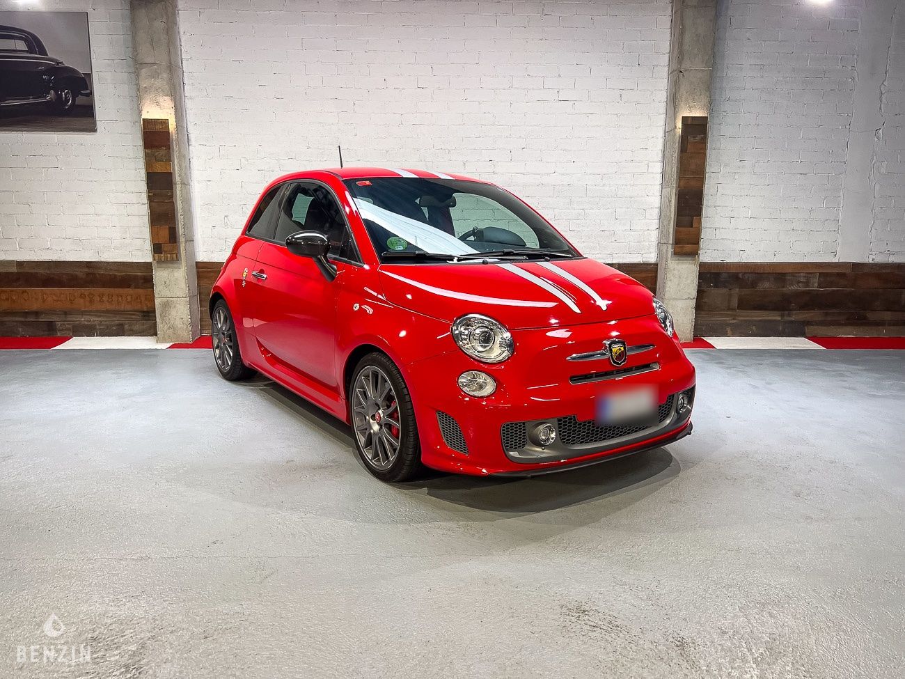 Abarth 695 Tributo Ferrari N°424/1649 - 2010 - Benzin.fr occasion à vendre se vende for sale te koop zu verkaufen Abarth 695 Tributo Ferrari N°424/1649 - 2010 - Benzin.fr occasion à vendre se vende for sale te koop zu verkaufen