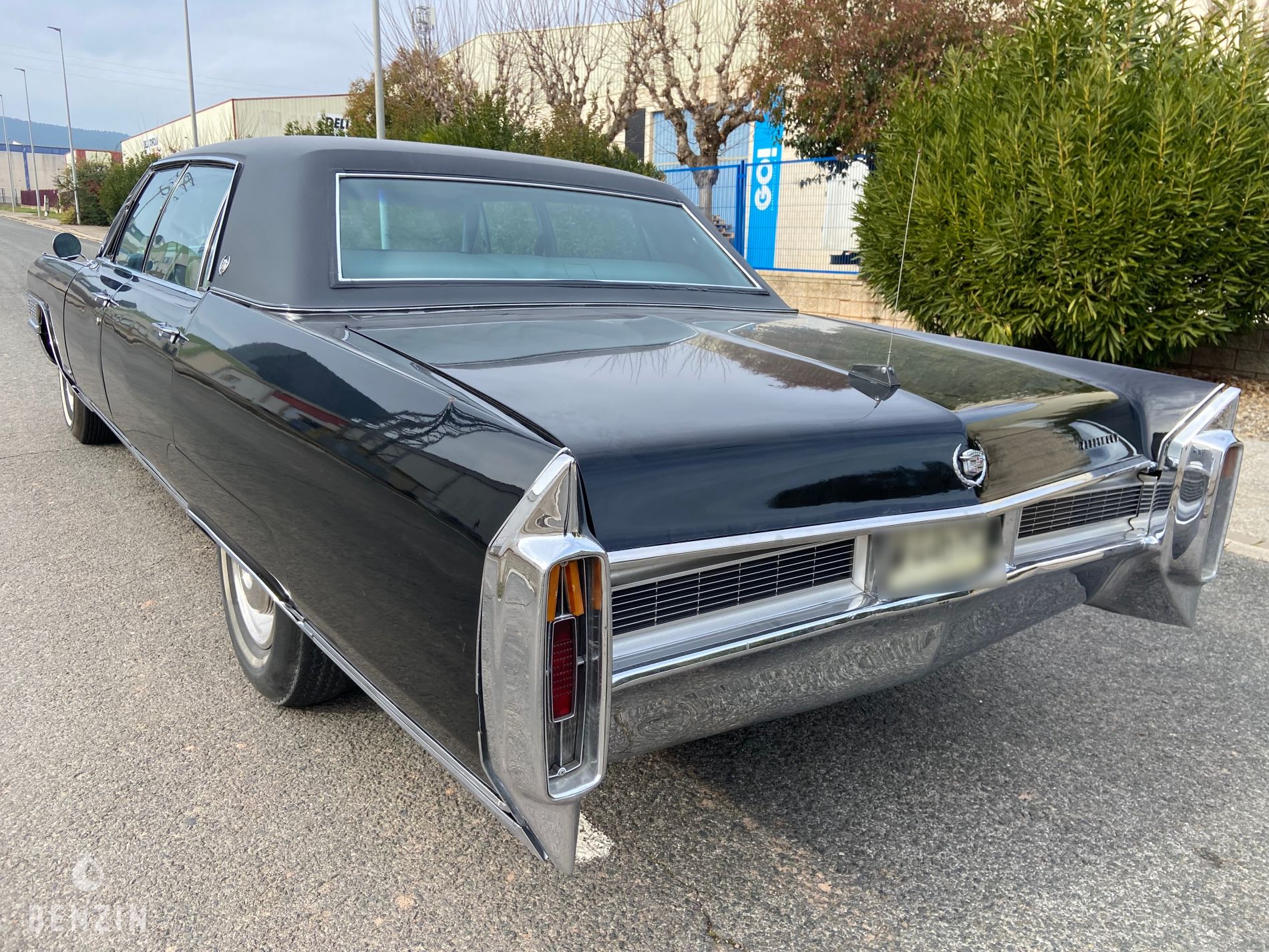 Cadillac Fleetwood Sixty Special 428ci - 1965 - Benzin.fr occasion à vendre se vende for sale te koop zu verkaufen Cadillac Fleetwood Sixty Special 428ci - 1965 - Benzin.fr occasion à vendre se vende for sale te koop zu verkaufen
