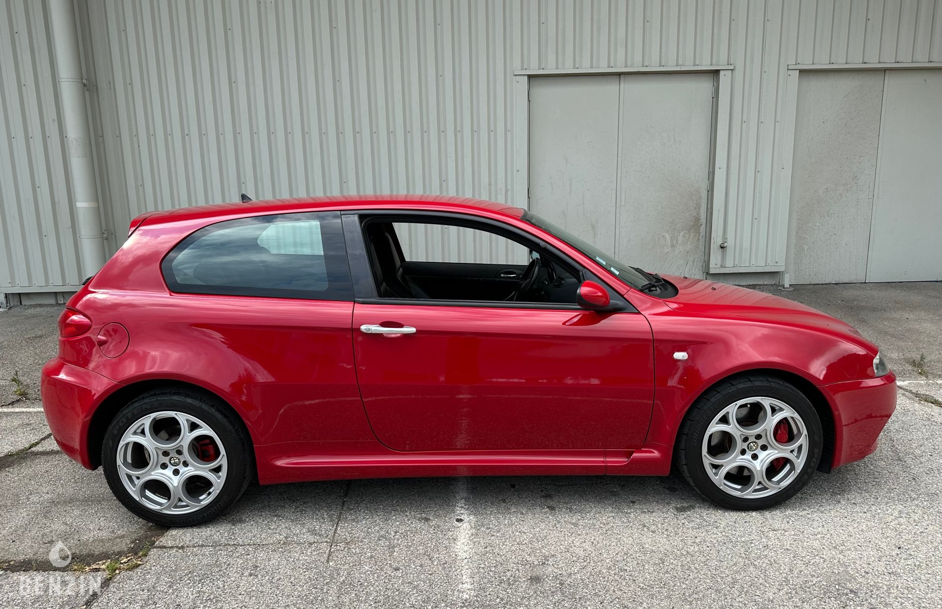 Alfa Romeo 147 GTA 26k km - 2005 - Benzin.fr occasion à vendre se vende for sale te koop zu verkaufen Alfa Romeo 147 GTA 26k km - 2005 - Benzin.fr occasion à vendre se vende for sale te koop zu verkaufen