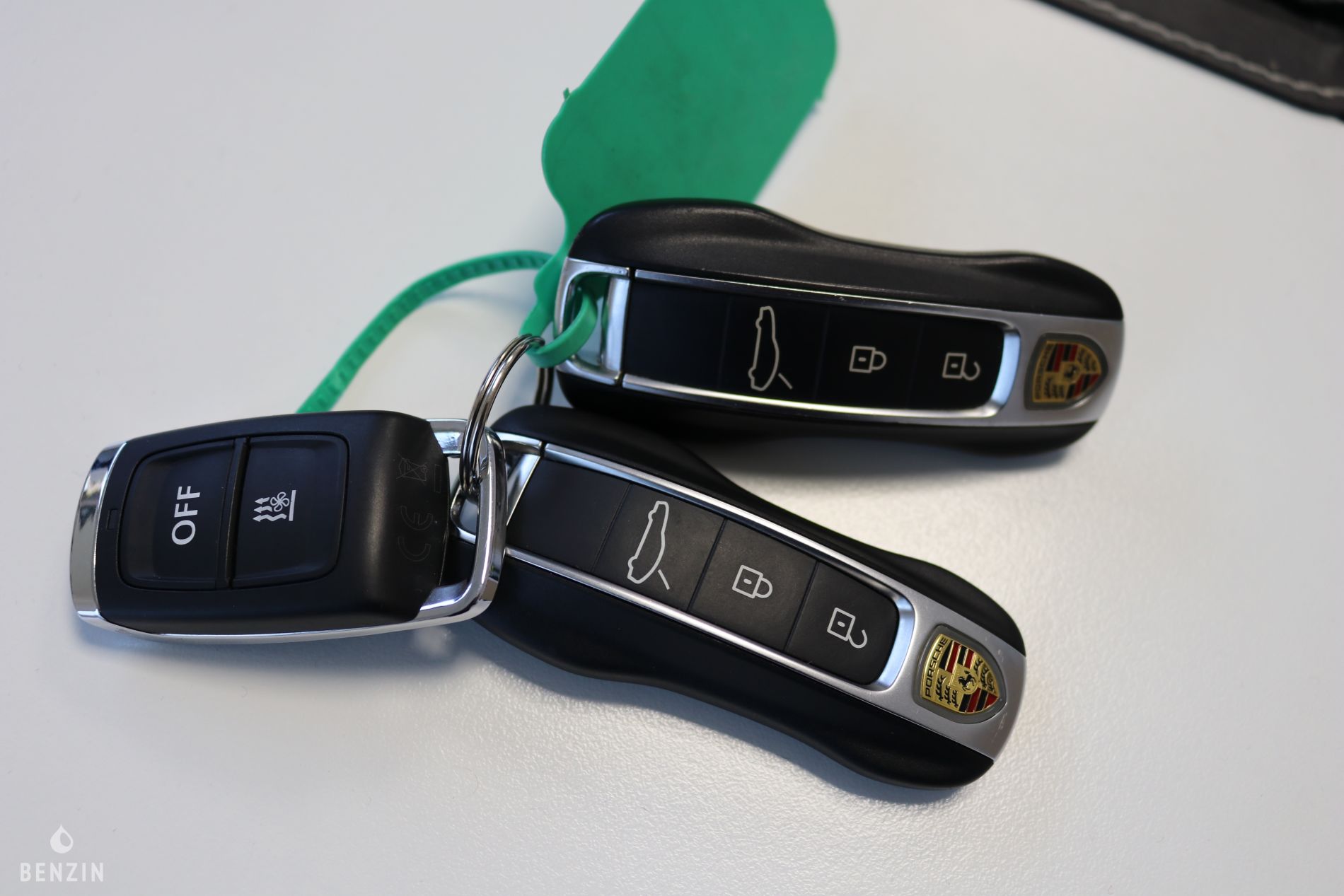 Porsche Panamera 4 Sport Turismo PDK - 2019 - Benzin.fr occasion à vendre se vende for sale te koop zu verkaufen Porsche Panamera 4 Sport Turismo PDK - 2019 - Benzin.fr occasion à vendre se vende for sale te koop zu verkaufen