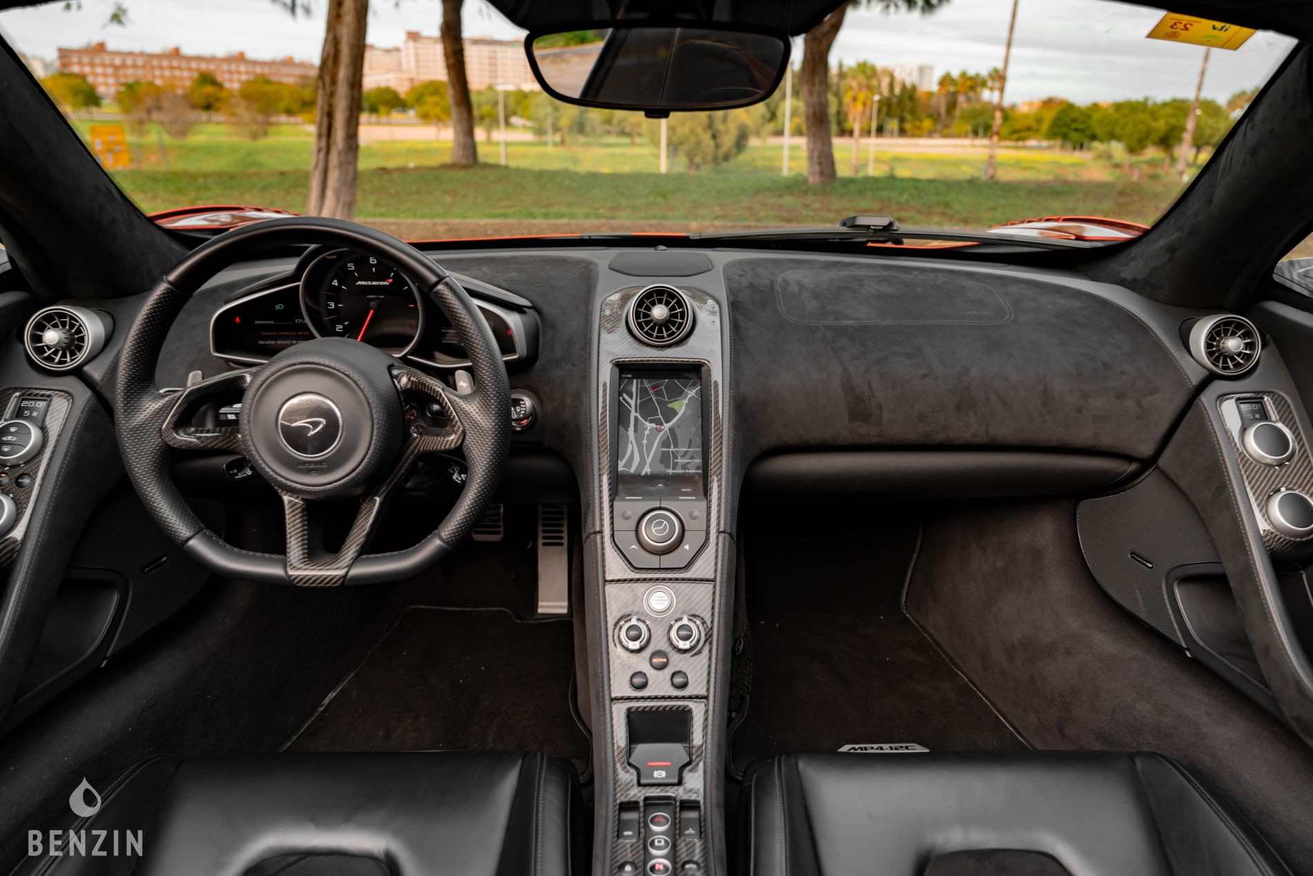 Mclaren MP4-12C Spider - 2013 - Benzin.fr occasion à vendre se vende for sale te koop zu verkaufen Mclaren MP4-12C Spider - 2013 - Benzin.fr occasion à vendre se vende for sale te koop zu verkaufen