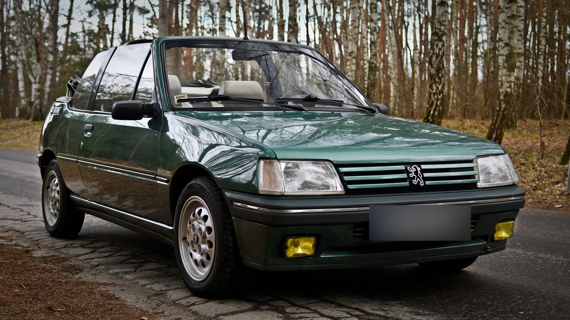 Peugeot 205 Roland Garros - 1993 - Benzin.fr occasion à vendre se vende for sale te koop zu verkaufen Peugeot 205 Roland Garros - 1993 - Benzin.fr occasion à vendre se vende for sale te koop zu verkaufen