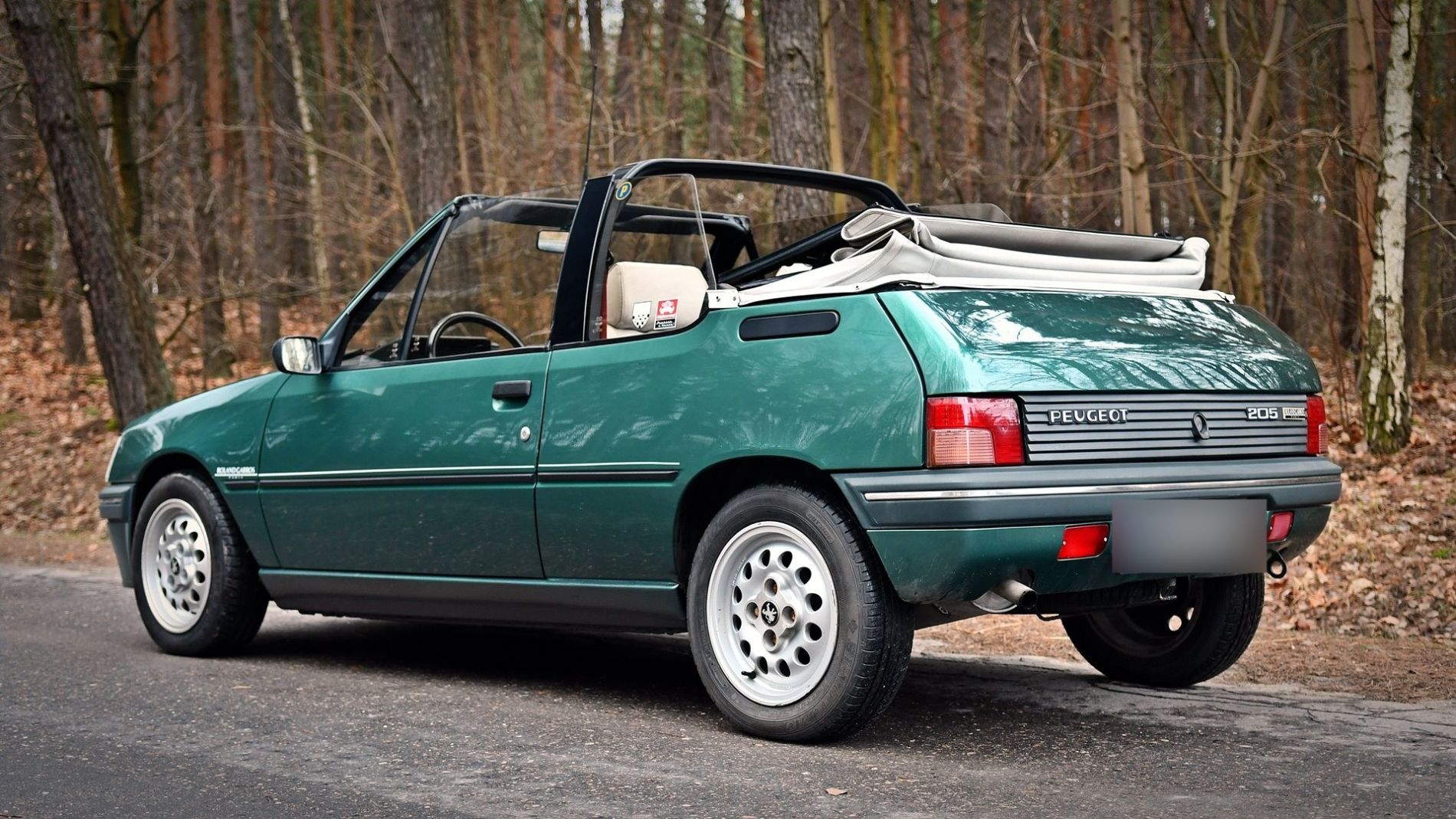 Peugeot 205 Roland Garros - 1993 - Benzin.fr occasion à vendre se vende for sale te koop zu verkaufen Peugeot 205 Roland Garros - 1993 - Benzin.fr occasion à vendre se vende for sale te koop zu verkaufen
