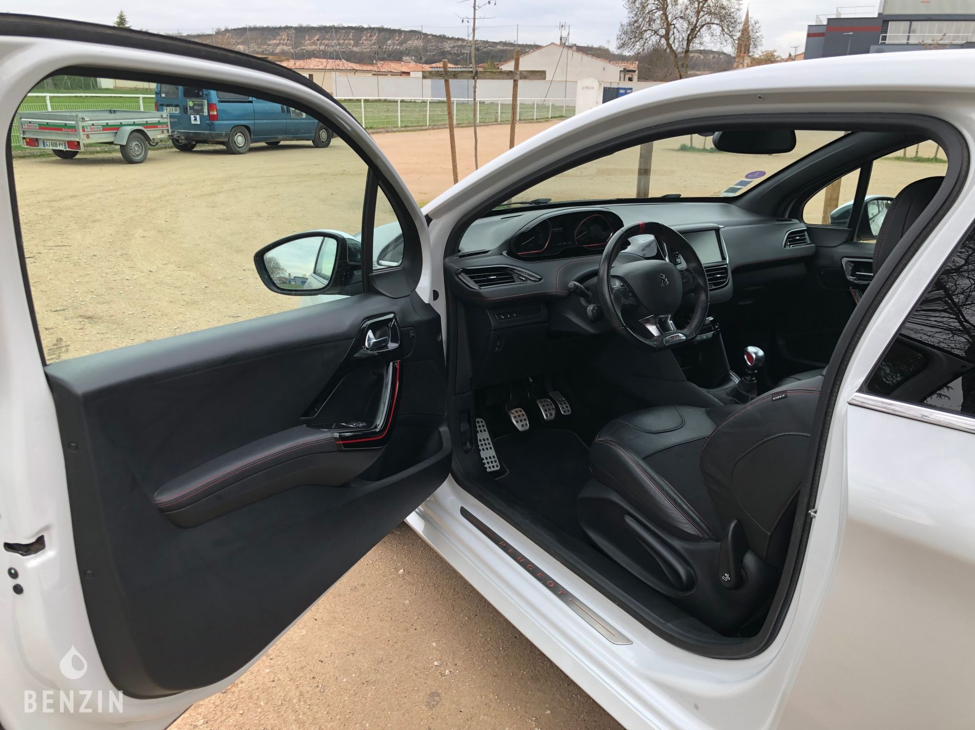 Peugeot 208 GTI - 2017 - Benzin.fr occasion à vendre se vende for sale te koop zu verkaufen Peugeot 208 GTI - 2017 - Benzin.fr occasion à vendre se vende for sale te koop zu verkaufen