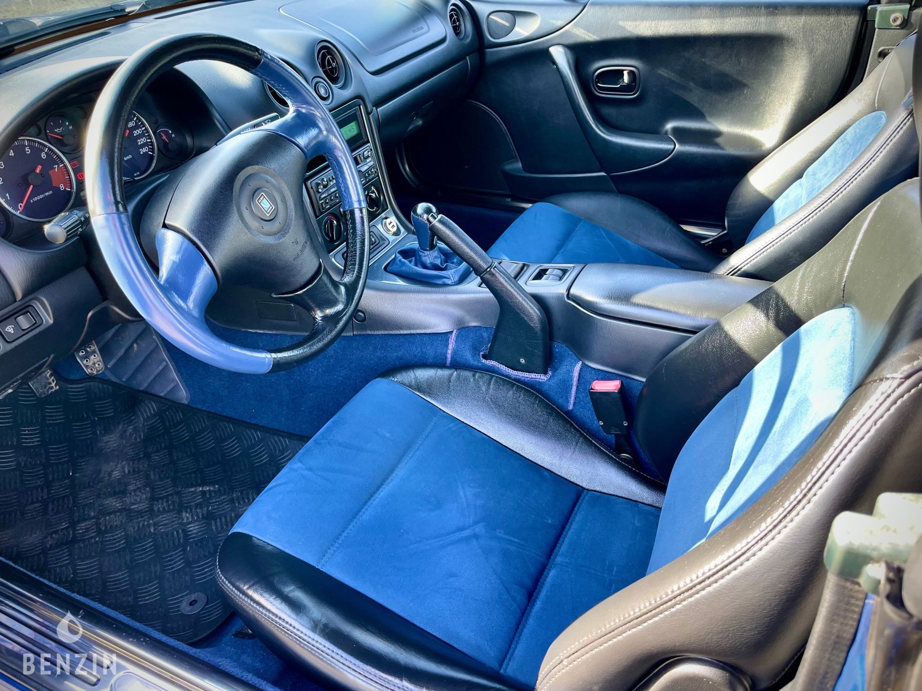 Mazda MX-5 NB 10th Anniversary - 1999 - Benzin.fr occasion à vendre se vende for sale te koop zu verkaufen Mazda MX-5 NB 10th Anniversary - 1999 - Benzin.fr occasion à vendre se vende for sale te koop zu verkaufen