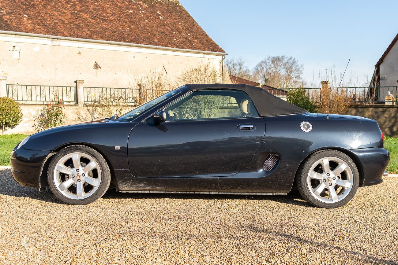 MG F - 2002 - Benzin.fr occasion à vendre se vende for sale te koop zu verkaufen MG F - 2002 - Benzin.fr occasion à vendre se vende for sale te koop zu verkaufen