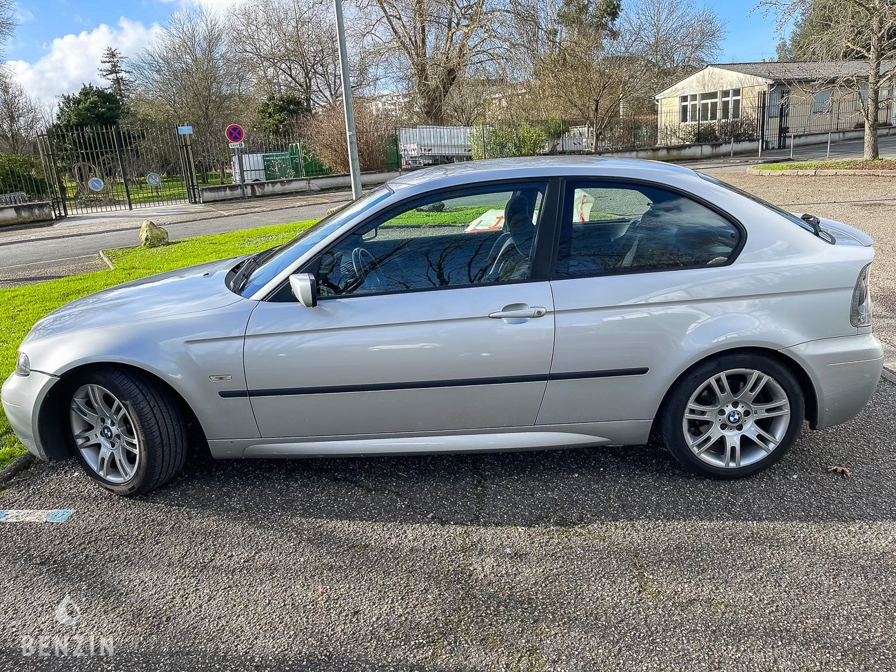 BMW 325ti e46 - 2002 - Benzin.fr occasion à vendre se vende for sale te koop zu verkaufen BMW 325ti e46 - 2002 - Benzin.fr occasion à vendre se vende for sale te koop zu verkaufen