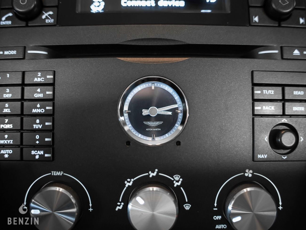 Aston Martin V8 Vantage Roadster - 2008 - Benzin.fr occasion à vendre se vende for sale te koop zu verkaufen Aston Martin V8 Vantage Roadster - 2008 - Benzin.fr occasion à vendre se vende for sale te koop zu verkaufen