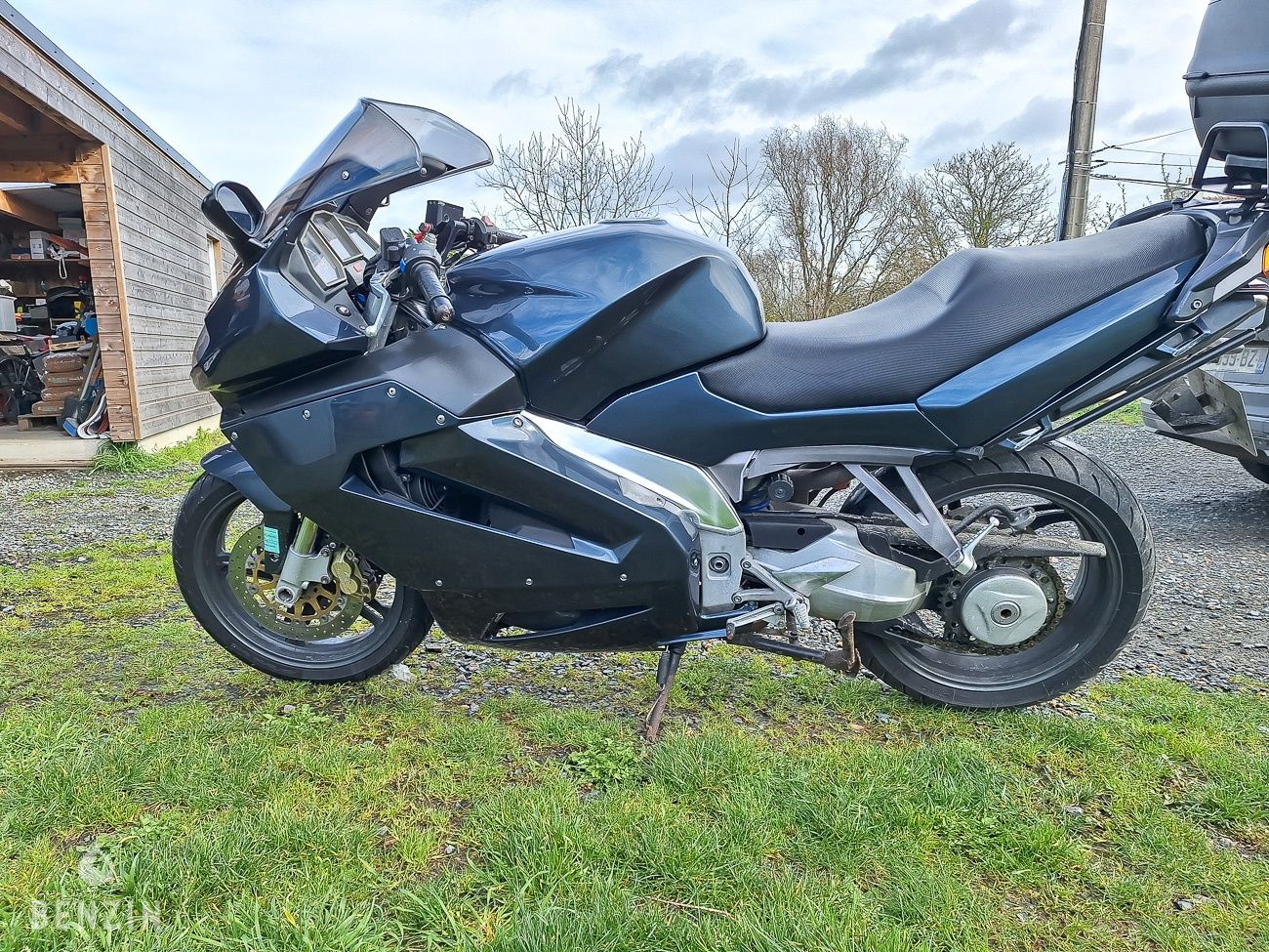 Aprilia Futura RST 1000 - 2001 - Benzin.fr occasion à vendre se vende for sale te koop zu verkaufen Aprilia Futura RST 1000 - 2001 - Benzin.fr occasion à vendre se vende for sale te koop zu verkaufen