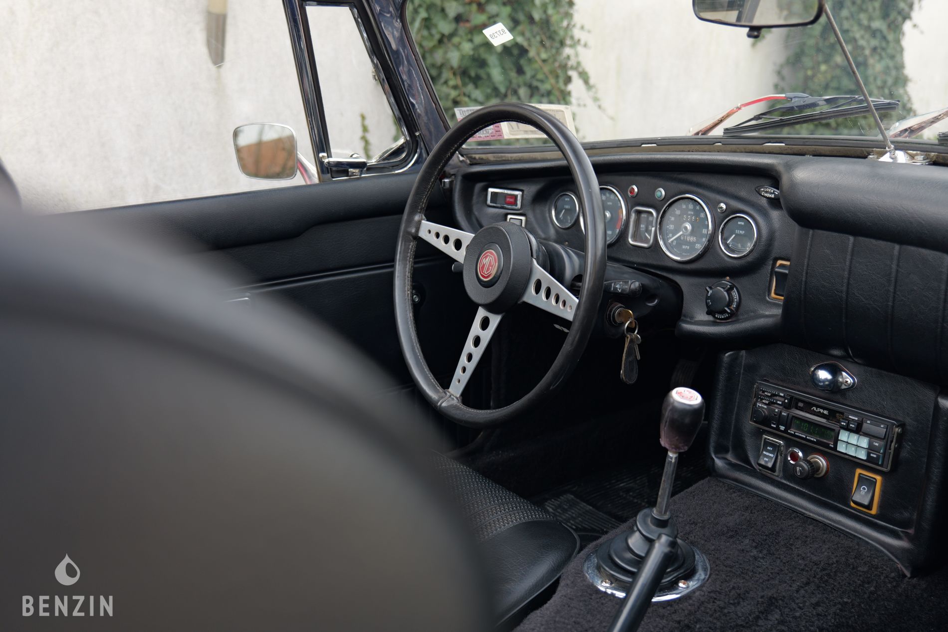 MG B - 1970 - Benzin.fr occasion à vendre se vende for sale te koop zu verkaufen MG B - 1970 - Benzin.fr occasion à vendre se vende for sale te koop zu verkaufen