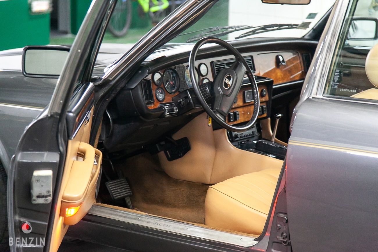Jaguar XJ 4.2 Série III - 1985 - Benzin.fr occasion à vendre se vende for sale te koop zu verkaufen Jaguar XJ 4.2 Série III - 1985 - Benzin.fr occasion à vendre se vende for sale te koop zu verkaufen