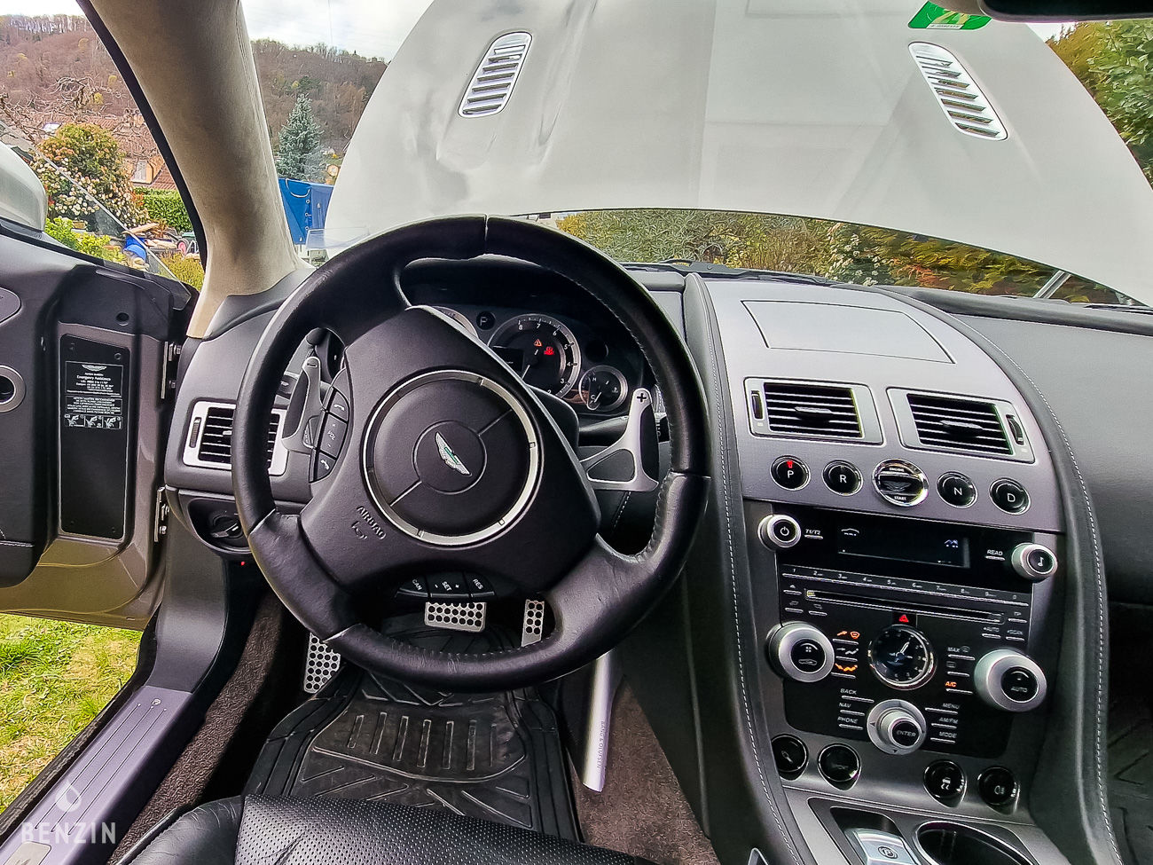 Aston Martin Rapide - 2010 - Benzin.fr occasion à vendre se vende for sale te koop zu verkaufen Aston Martin Rapide - 2010 - Benzin.fr occasion à vendre se vende for sale te koop zu verkaufen