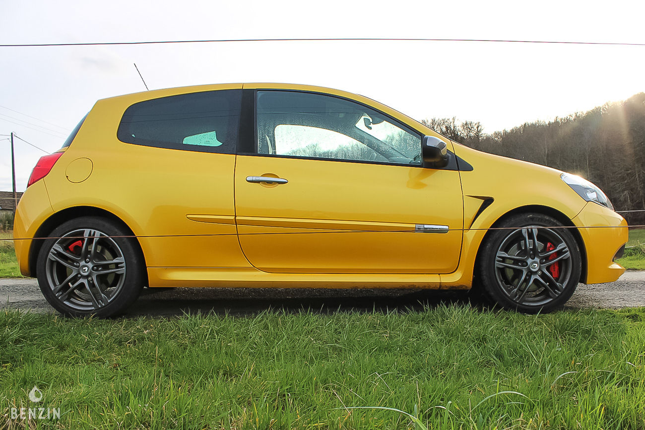Renault Clio 3 RS - 2009 - Benzin.fr occasion à vendre se vende for sale te koop zu verkaufen Renault Clio 3 RS - 2009 - Benzin.fr occasion à vendre se vende for sale te koop zu verkaufen