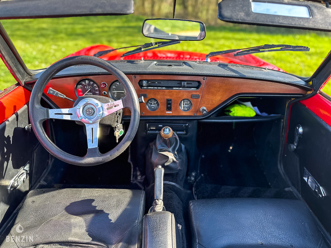 Triumph Spitfire 1500 - 1977 - Benzin.fr occasion à vendre se vende for sale te koop zu verkaufen Triumph Spitfire 1500 - 1977 - Benzin.fr occasion à vendre se vende for sale te koop zu verkaufen