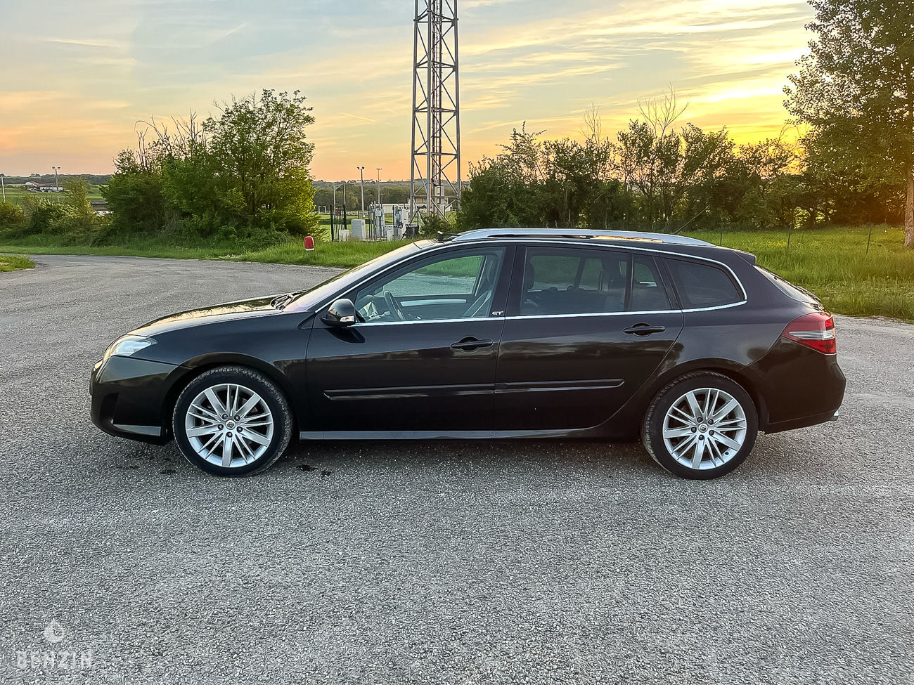 Renault Laguna Estate 2.0T GT 4Control - 2008 - Benzin.fr occasion à vendre se vende for sale te koop zu verkaufen Renault Laguna Estate 2.0T GT 4Control - 2008 - Benzin.fr occasion à vendre se vende for sale te koop zu verkaufen