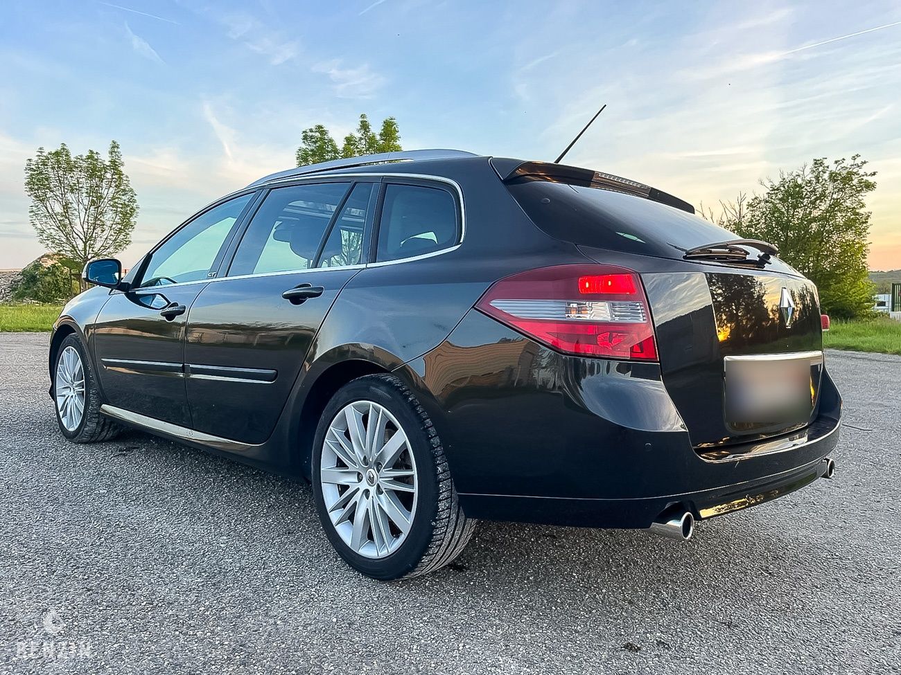 Renault Laguna Estate 2.0T GT 4Control - 2008 - Benzin.fr occasion à vendre se vende for sale te koop zu verkaufen Renault Laguna Estate 2.0T GT 4Control - 2008 - Benzin.fr occasion à vendre se vende for sale te koop zu verkaufen