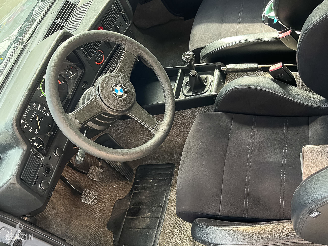 BMW 323i e21 - 1982 - Benzin.fr occasion à vendre se vende for sale te koop zu verkaufen BMW 323i e21 - 1982 - Benzin.fr occasion à vendre se vende for sale te koop zu verkaufen