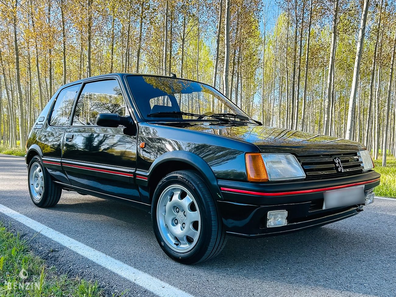Peugeot 205 GTI 1.9 130 - 1988 - Benzin.fr occasion à vendre se vende for sale te koop zu verkaufen Peugeot 205 GTI 1.9 130 - 1988 - Benzin.fr occasion à vendre se vende for sale te koop zu verkaufen
