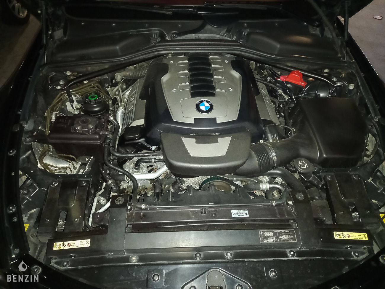 BMW 650i e63 - 2005 - Benzin.fr occasion à vendre se vende for sale te koop zu verkaufen BMW 650i e63 - 2005 - Benzin.fr occasion à vendre se vende for sale te koop zu verkaufen