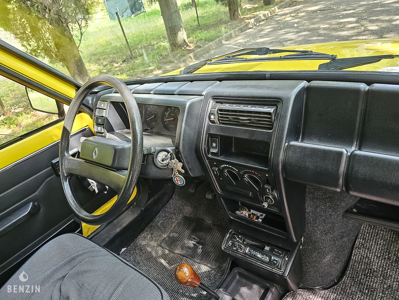 Renault 5 GTL - 1982 - Benzin.fr occasion à vendre se vende for sale te koop zu verkaufen Renault 5 GTL - 1982 - Benzin.fr occasion à vendre se vende for sale te koop zu verkaufen