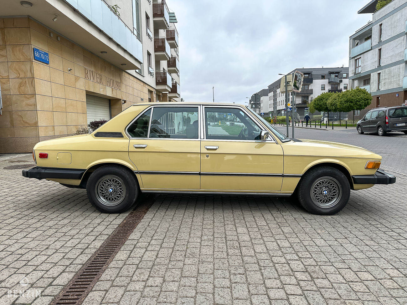BMW 528i e12 - 1979 - Benzin.fr occasion à vendre se vende for sale te koop zu verkaufen BMW 528i e12 - 1979 - Benzin.fr occasion à vendre se vende for sale te koop zu verkaufen