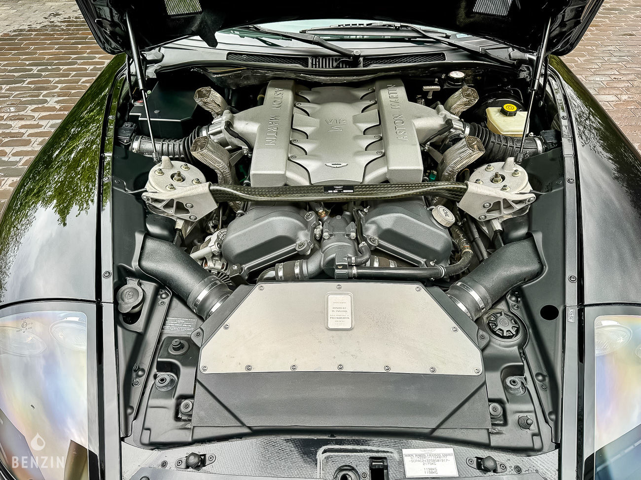 Aston Martin Vanquish S - 2005 - Benzin.fr occasion à vendre se vende for sale te koop zu verkaufen Aston Martin Vanquish S - 2005 - Benzin.fr occasion à vendre se vende for sale te koop zu verkaufen