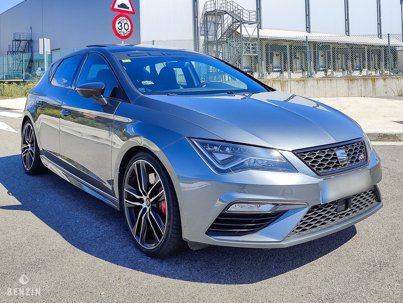 Seat Leon Cupra 300 - 2017 - Benzin.fr occasion à vendre se vende for sale te koop zu verkaufen