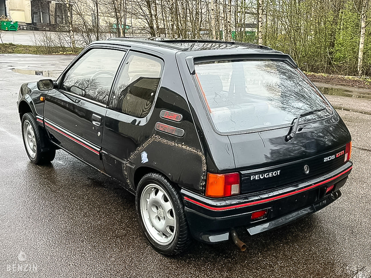 Peugeot 205 GTI 1.9*Projet - 1989 - Benzin.fr occasion à vendre se vende for sale te koop zu verkaufen Peugeot 205 GTI 1.9*Projet - 1989 - Benzin.fr occasion à vendre se vende for sale te koop zu verkaufen
