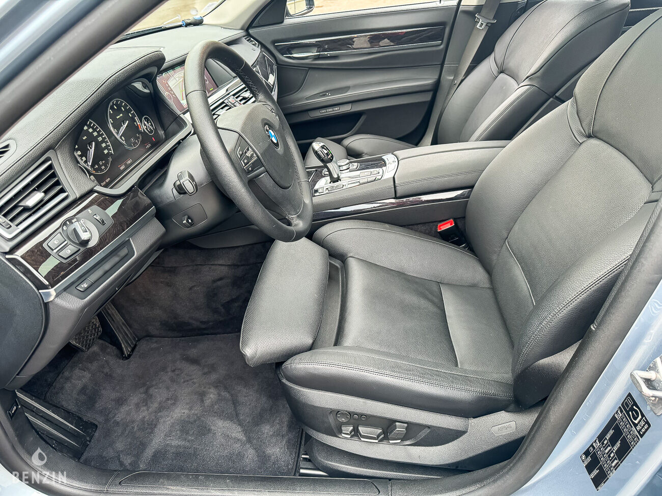 BMW 750i ActiveHybrid f01 18k km - 2011 - Benzin.fr occasion à vendre se vende for sale te koop zu verkaufen BMW 750i ActiveHybrid f01 18k km - 2011 - Benzin.fr occasion à vendre se vende for sale te koop zu verkaufen