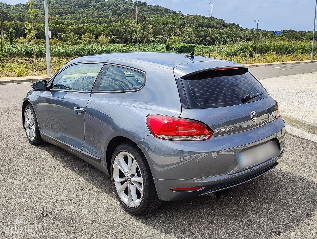 Volkswagen Scirocco 2.0 TSI - 2009 - Benzin.fr occasion à vendre se vende for sale te koop zu verkaufen Volkswagen Scirocco 2.0 TSI - 2009 - Benzin.fr occasion à vendre se vende for sale te koop zu verkaufen
