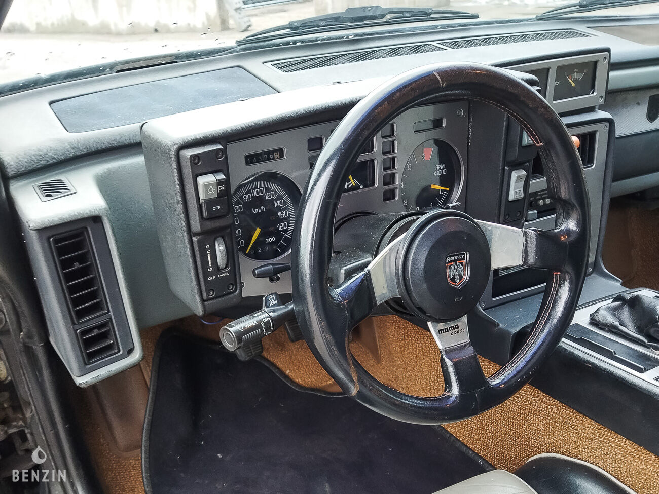 Pontiac Fiero GT V6 - 1989 - Benzin.fr occasion à vendre se vende for sale te koop zu verkaufen Pontiac Fiero GT V6 - 1989 - Benzin.fr occasion à vendre se vende for sale te koop zu verkaufen