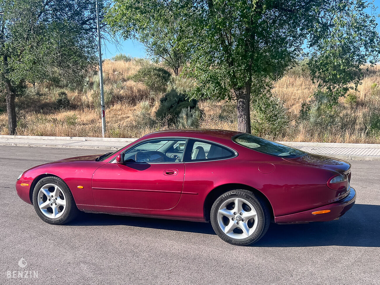 Jaguar XK8 - 2000 - Benzin.fr occasion à vendre se vende for sale te koop zu verkaufen img_667ac23e44ceb.jpgJaguar XK8 - 2000 - Benzin.fr occasion à vendre se vende for sale te koop zu verkaufen