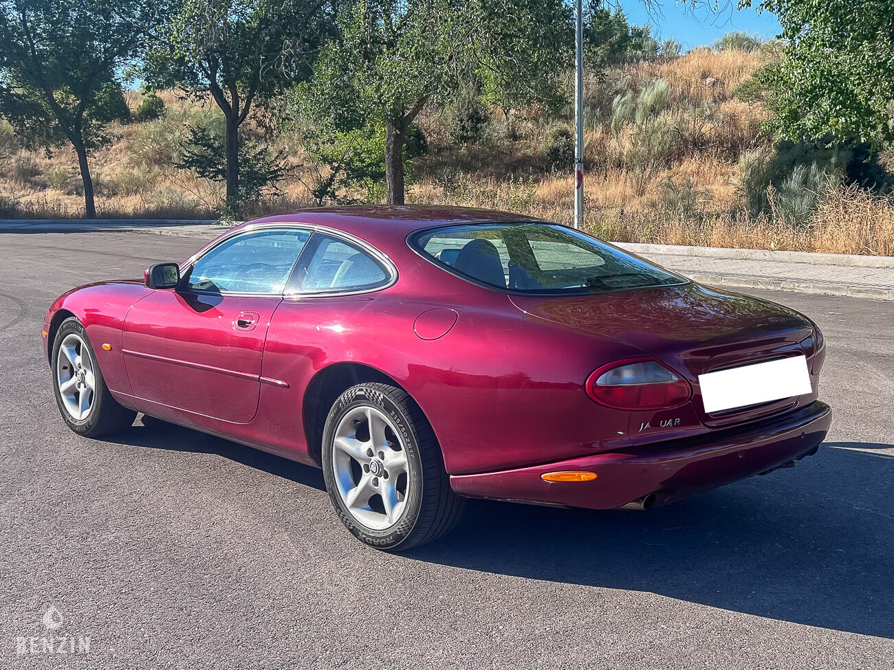 Jaguar XK8 - 2000 - Benzin.fr occasion à vendre se vende for sale te koop zu verkaufen Jaguar XK8 - 2000 - Benzin.fr occasion à vendre se vende for sale te koop zu verkaufen
