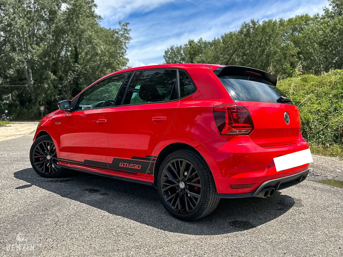 Volkswagen Polo GTI Edition 230 - 2016 - Benzin.fr occasion à vendre se vende for sale te koop zu verkaufen Volkswagen Polo GTI Edition 230 - 2016 - Benzin.fr occasion à vendre se vende for sale te koop zu verkaufen