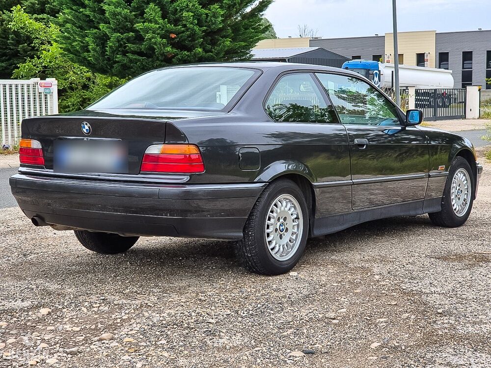 BMW 318is e36 52k km - 1993 - Benzin.fr occasion à vendre se vende for sale te koop zu verkaufen BMW 318is e36 52k km - 1993 - Benzin.fr occasion à vendre se vende for sale te koop zu verkaufen