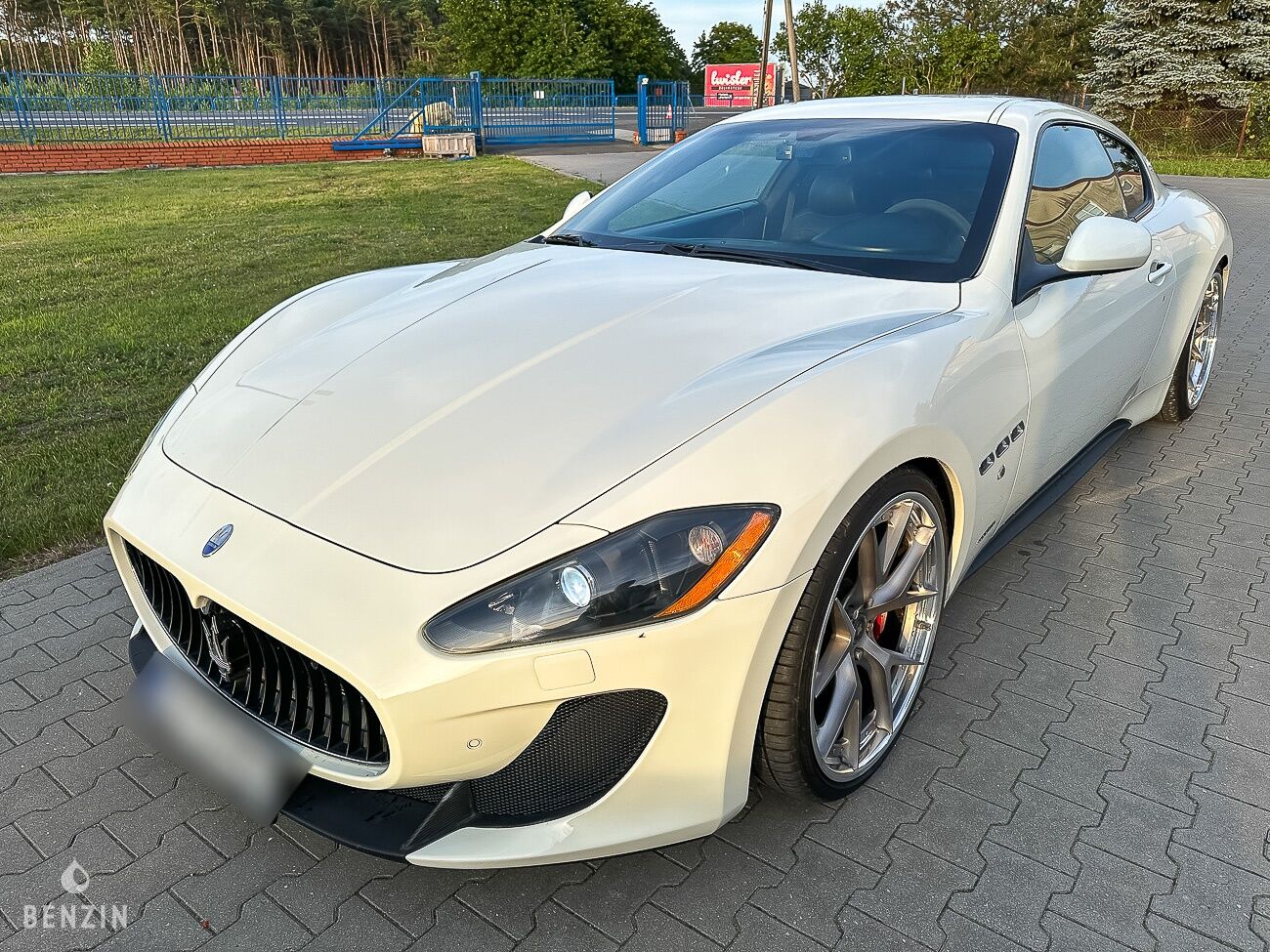 Maserati Granturismo S 4.7 - 2010 - Benzin.fr occasion à vendre se vende for sale te koop zu verkaufen Maserati Granturismo S 4.7 - 2010 - Benzin.fr occasion à vendre se vende for sale te koop zu verkaufen