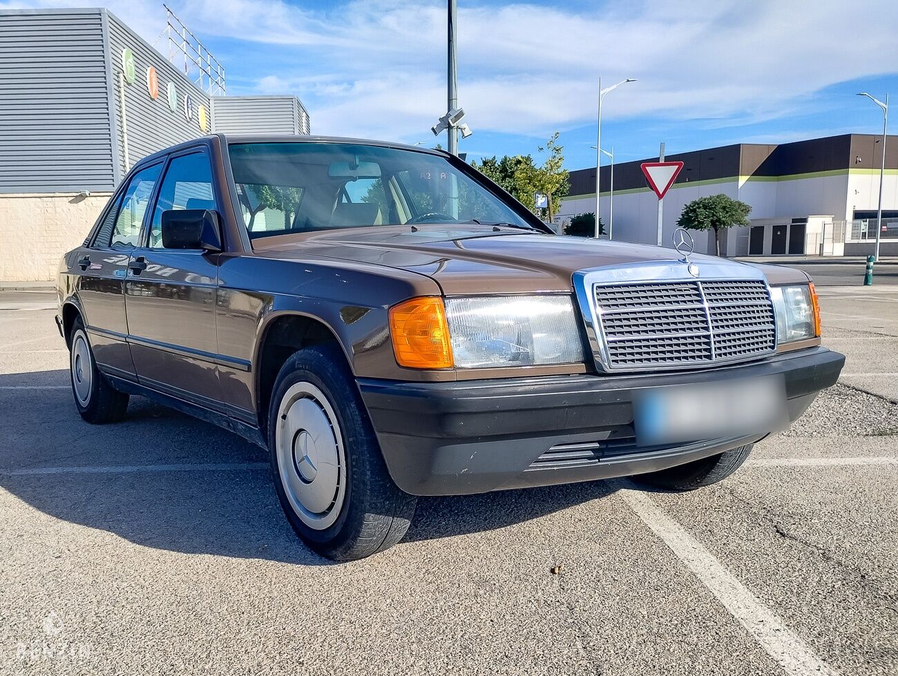 Mercedes-Benz 190e - 1985