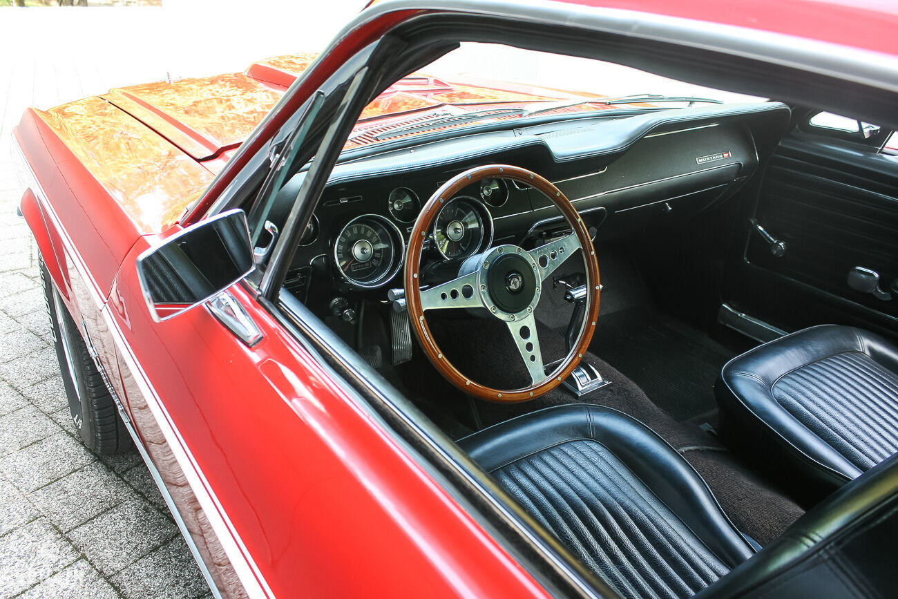 Ford Mustang Fastback - 1968 - Benzin.fr occasion à vendre se vende for sale te koop zu verkaufen Ford Mustang Fastback - 1968 - Benzin.fr occasion à vendre se vende for sale te koop zu verkaufen