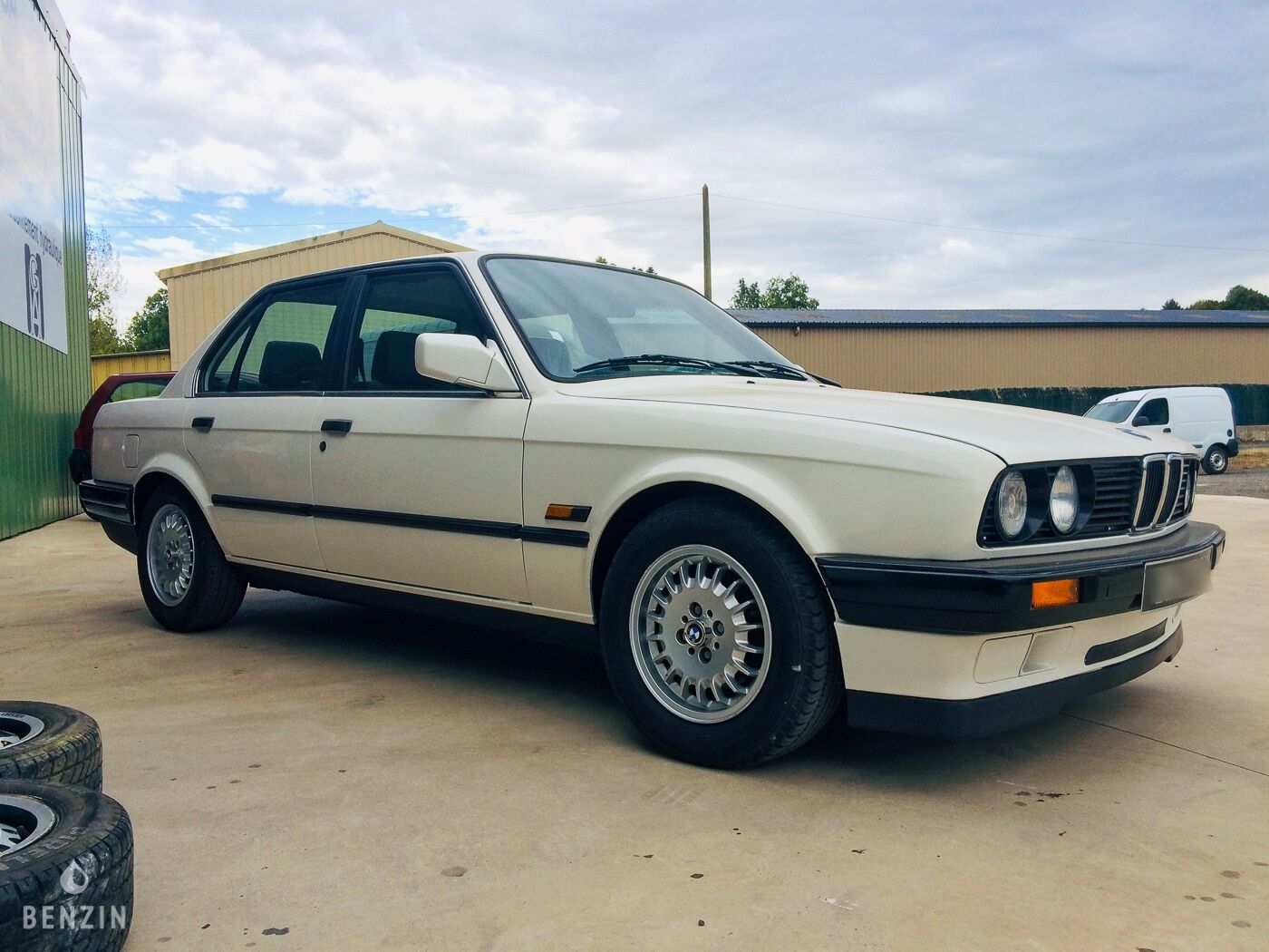 BMW 320i e30 - 1990 - Benzin.fr occasion à vendre se vende for sale te koop zu verkaufen BMW 320i e30 - 1990 - Benzin.fr occasion à vendre se vende for sale te koop zu verkaufen