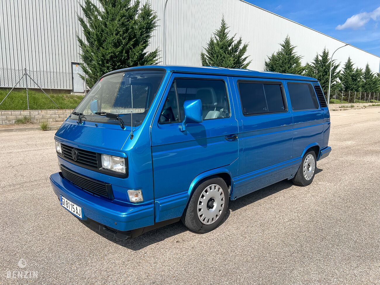 Volkswagen T3 Caravelle Carat - 1989 - Benzin.fr occasion à vendre se vende for sale te koop zu verkaufen Volkswagen T3 Caravelle Carat - 1989 - Benzin.fr occasion à vendre se vende for sale te koop zu verkaufen